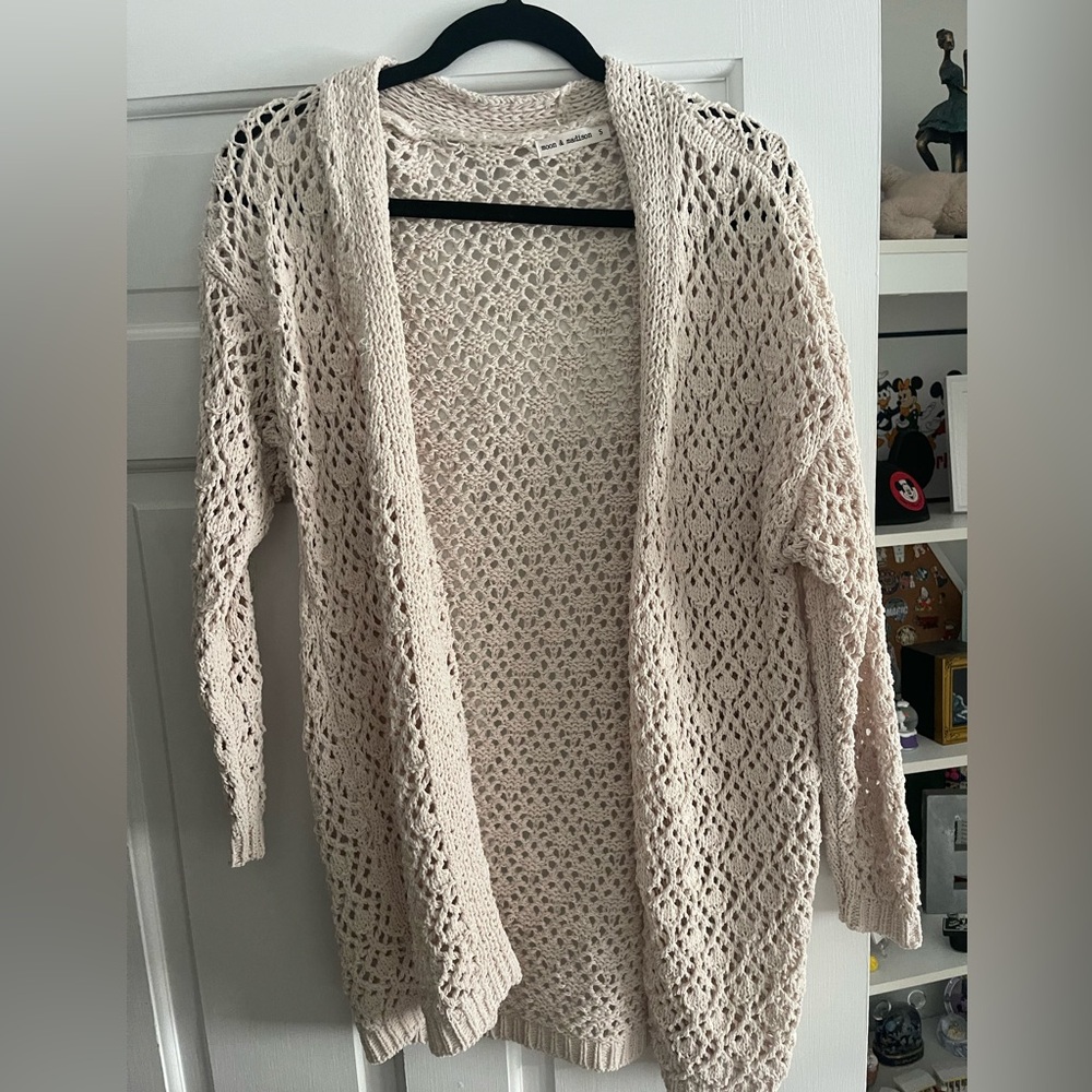 Crochet design sweater, Size S, worn only twice